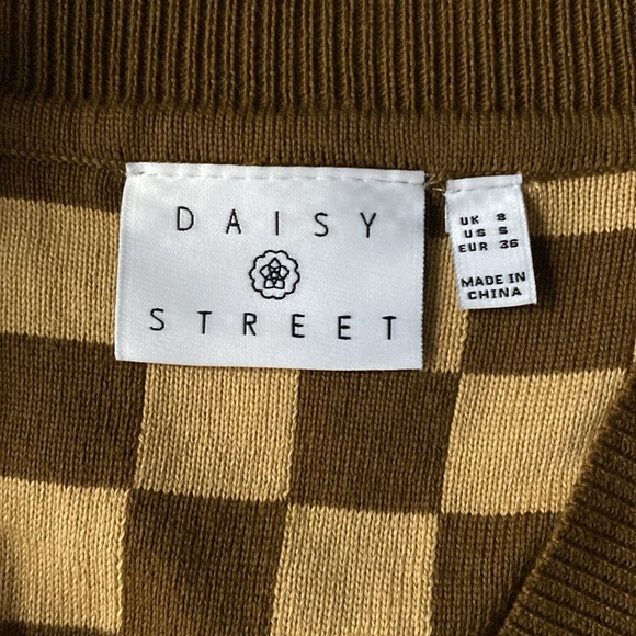 Daisy Street brown checker vest - Picture 6 of 6
